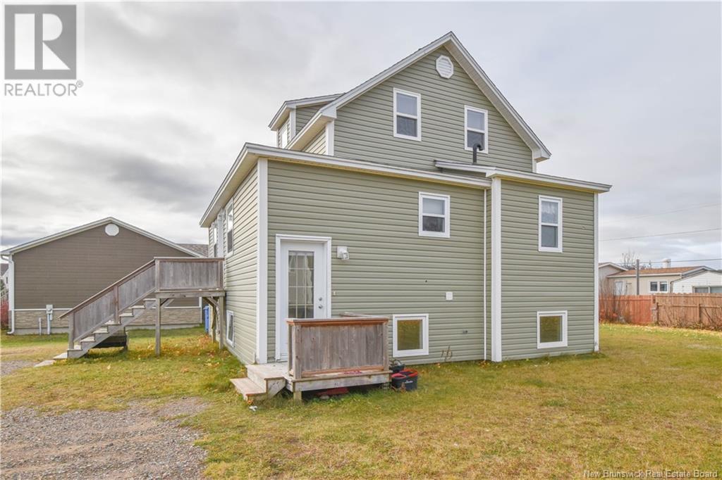 375 Rue Coughlan Street, Tracadie, New Brunswick  E1X 1B3 - Photo 3 - NB109571