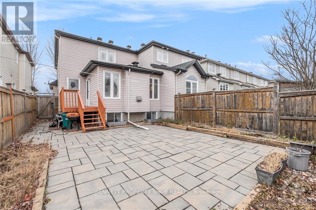 37 CRESTHAVEN DRIVE Barrhaven (7710 - Barrhaven East)