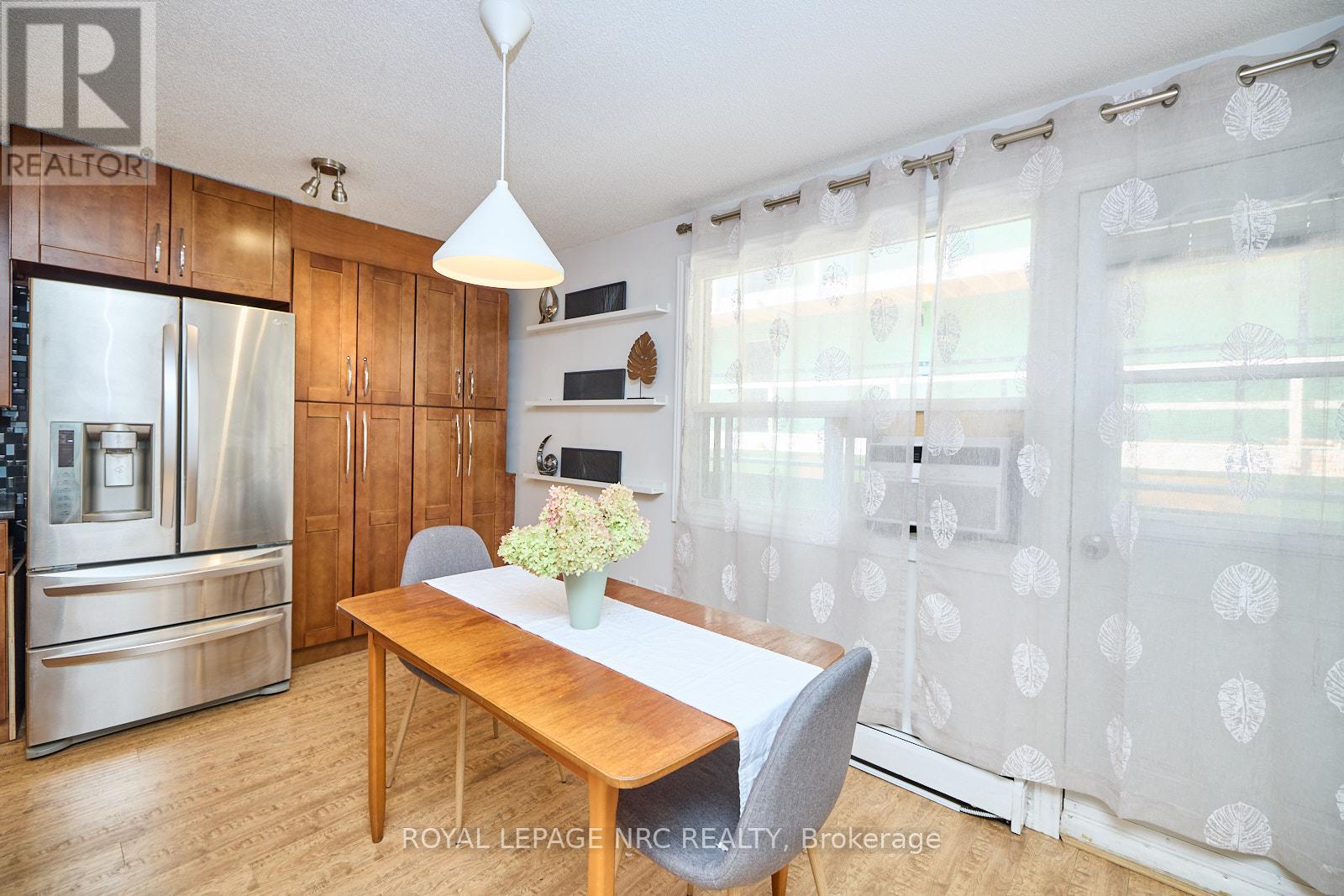 202 - 264 Oakdale Avenue, St. Catharines, Ontario  L2P 2K4 - Photo 6 - X11206502