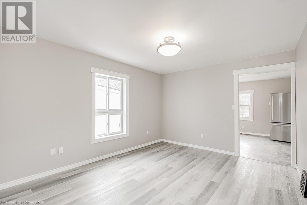 33 Rose Avenue, Brantford, Ontario  N3S 2M3 - Photo 15 - 40681547