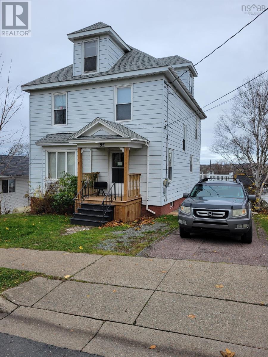 195 Rockdale Avenue, Sydney, Nova Scotia  B1P 1Z8 - Photo 1 - 202427394