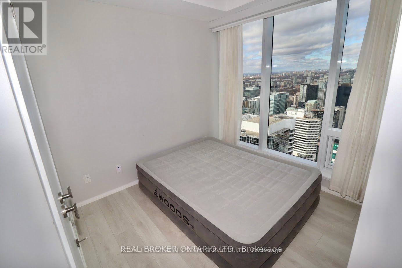 5902 - 197 Yonge Street, Toronto, Ontario  M5B 1M4 - Photo 22 - C11204859