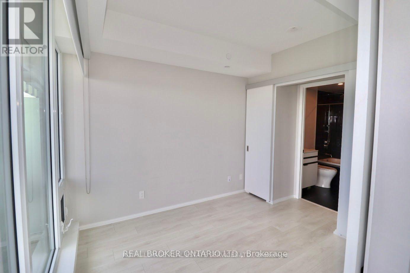 5902 - 197 Yonge Street, Toronto, Ontario  M5B 1M4 - Photo 26 - C11204859