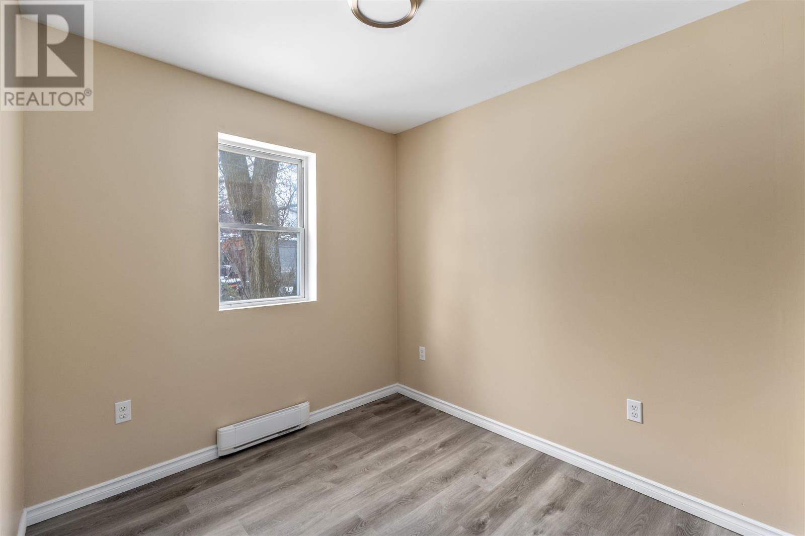 82 Grace St, Sault Ste. Marie, Ontario  P6A 2S8 - Photo 10 - SM243016