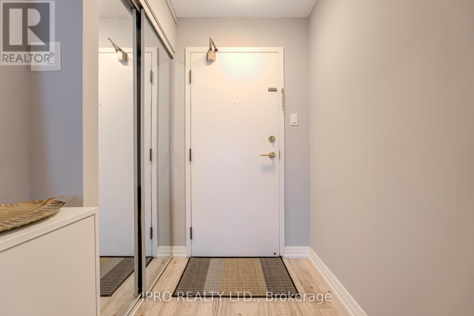 1616 - 4185 Shipp Drive, Mississauga, Ontario  L4Z 2Y9 - Photo 6 - W11210948