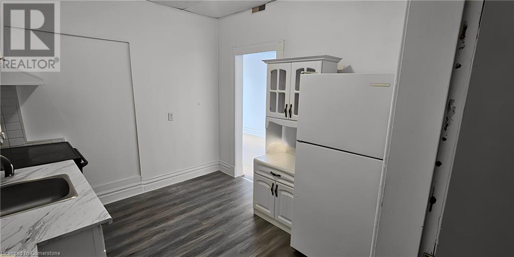 73 Dickson Street Unit# B, Cambridge, Ontario  N1R 7A5 - Photo 5 - 40681341