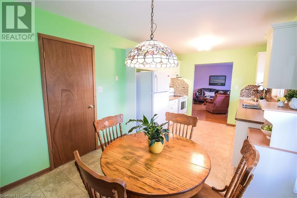 208 Forest Street E, Dunnville, Ontario  N1A 3G9 - Photo 11 - 40681515