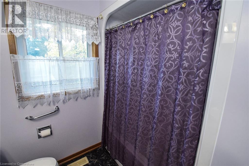 208 Forest Street E, Dunnville, Ontario  N1A 3G9 - Photo 17 - 40681515