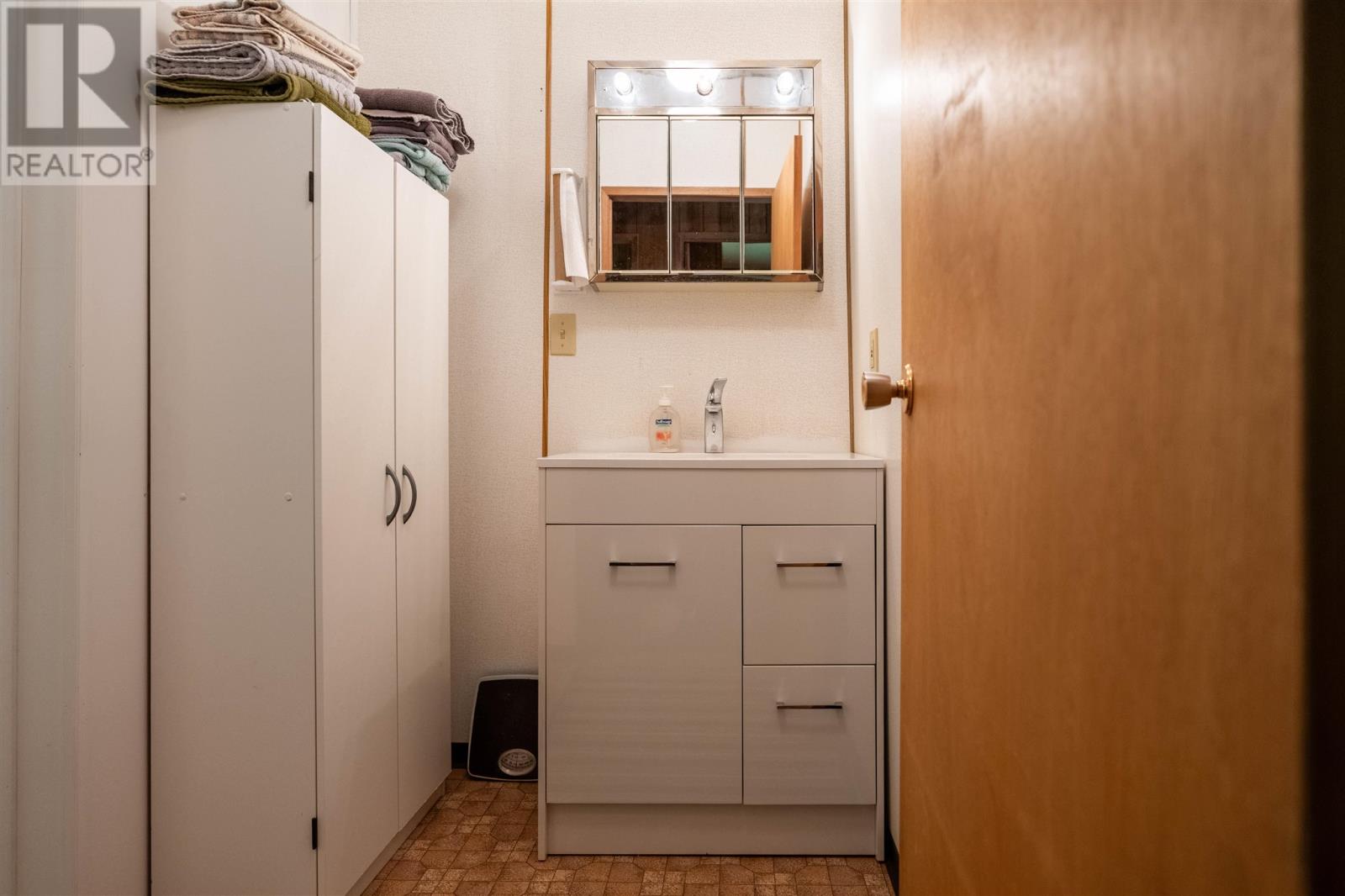 S986 Winnipeg River, Minaki, Ontario  P0X 1J0 - Photo 30 - TB240805