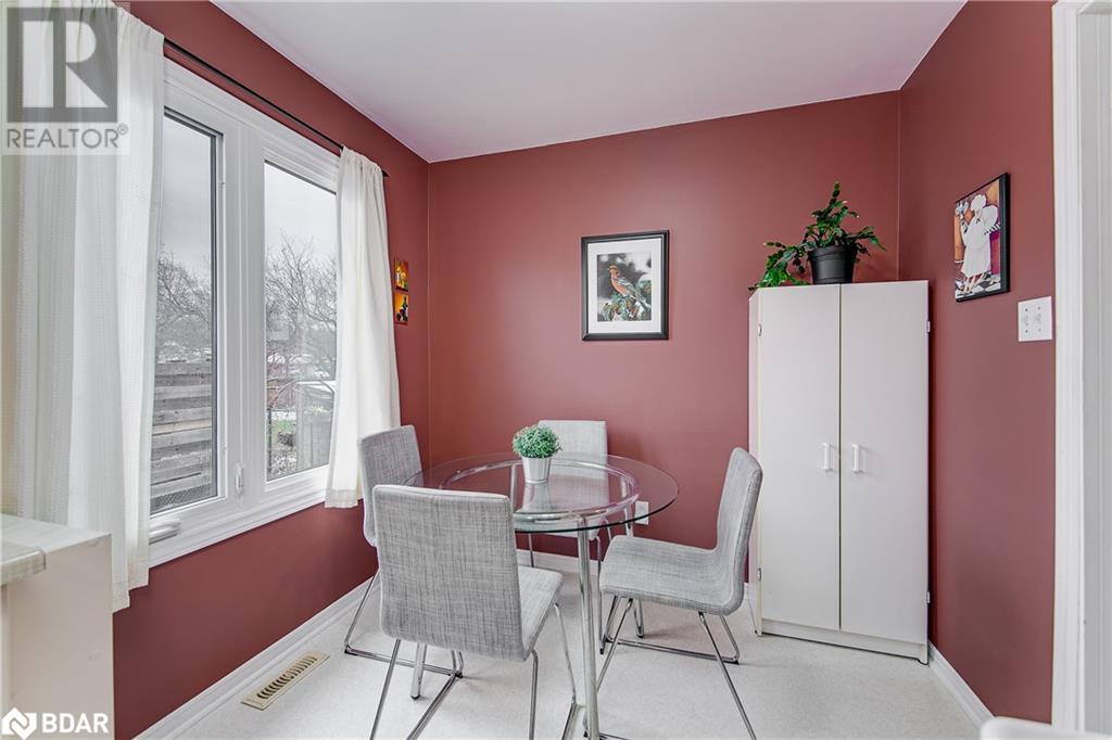 63 Bronte Crescent, Barrie, Ontario  L4N 5B8 - Photo 14 - 40681144