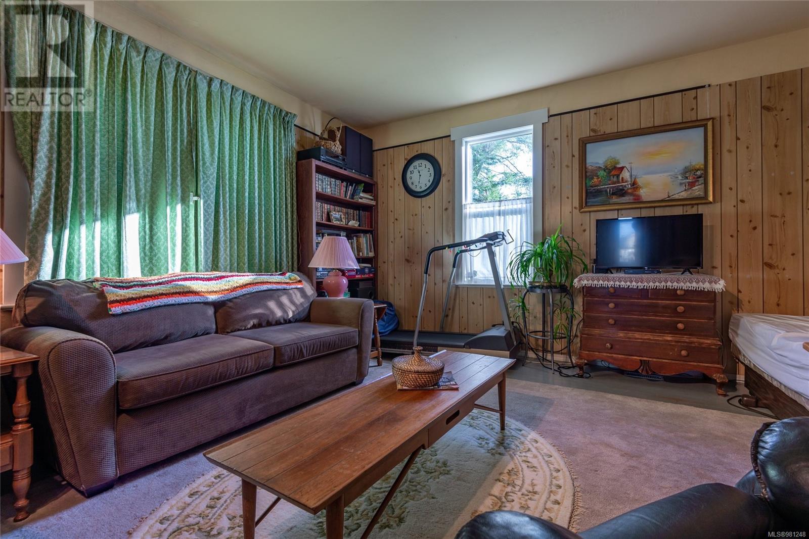 310 1st St, Sointula, British Columbia  V0N 3E0 - Photo 15 - 981248