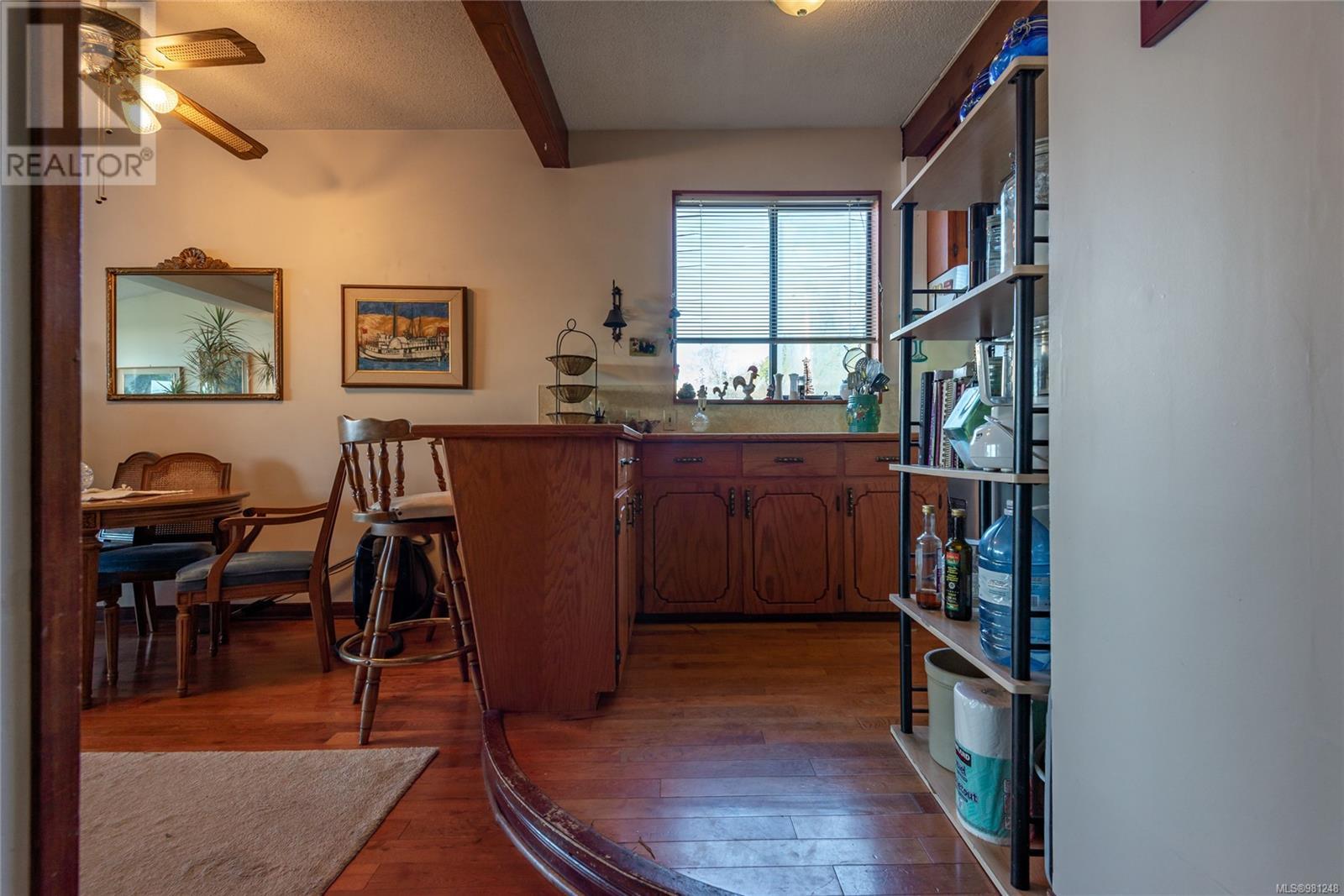 310 1st St, Sointula, British Columbia  V0N 3E0 - Photo 6 - 981248