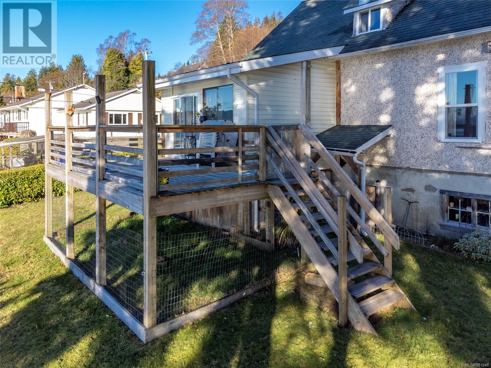 310 1st St, Sointula, British Columbia  V0N 3E0 - Photo 36 - 981248