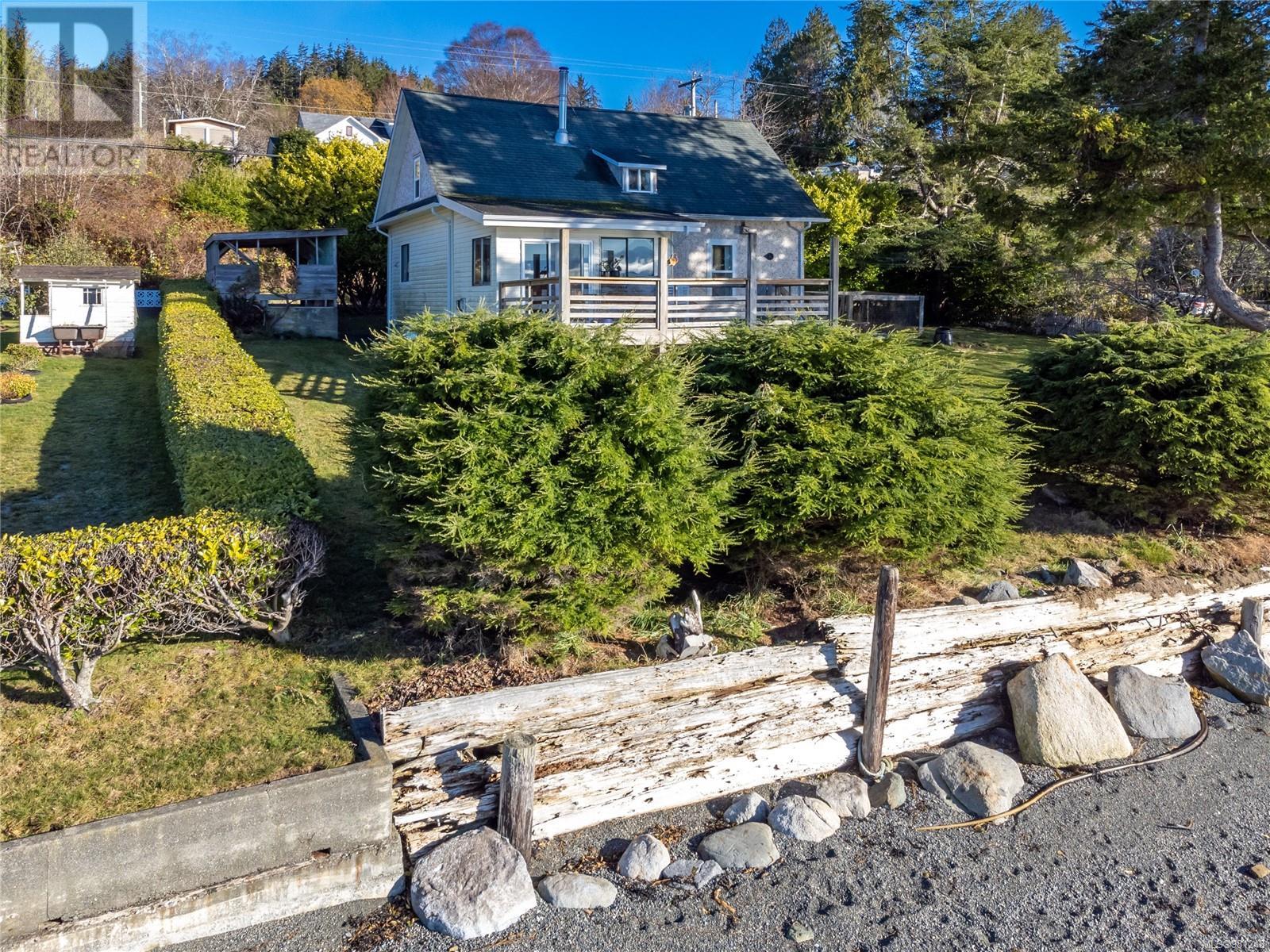 310 1st St, Sointula, British Columbia  V0N 3E0 - Photo 3 - 981248