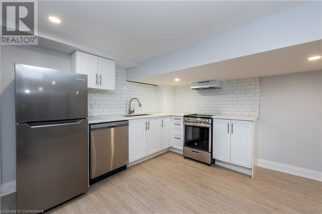28 Garfield Avenue N Unit# B1, Hamilton, Ontario  L8M 2R6 - Photo 3 - 40681600