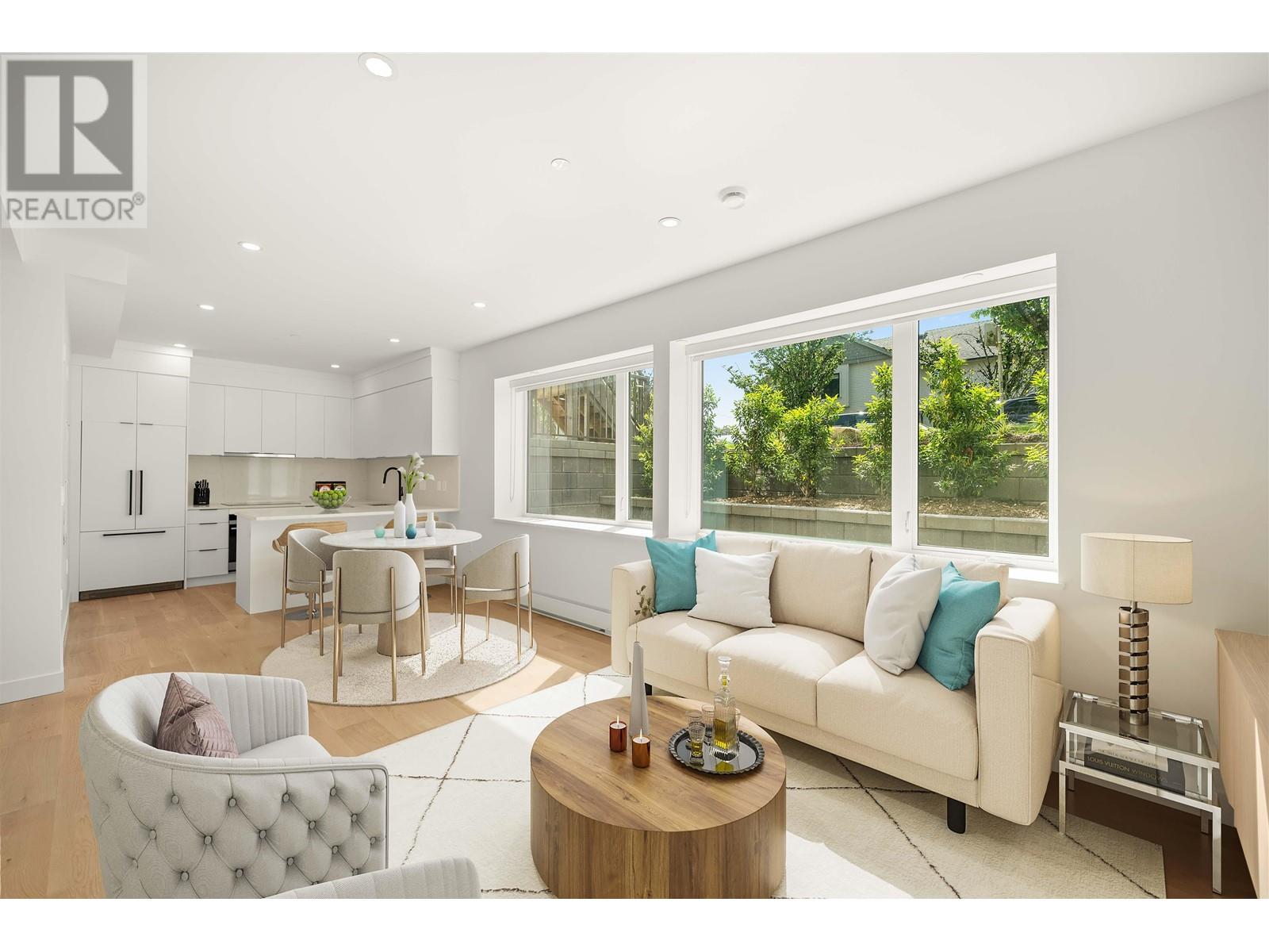 Listing Picture 5 of 11 : 2408 VICTORIA DRIVE, Vancouver / 溫哥華 - 魯藝地產 Yvonne Lu Group - MLS Medallion Club Member