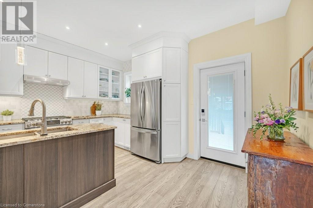 226 Balsam Avenue S, Hamilton, Ontario  L8M 3C1 - Photo 13 - 40681552