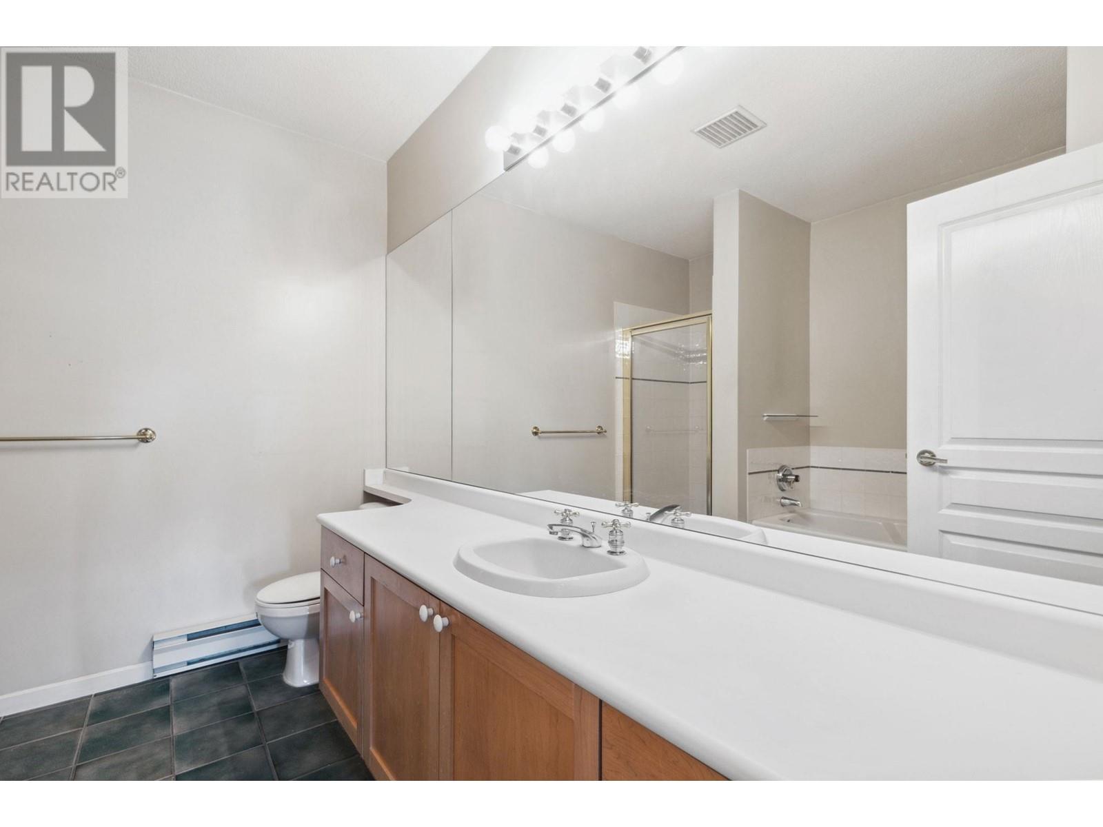 405 1820 E Kent Avenue, Vancouver, British Columbia  V5P 2S7 - Photo 17 - R2947279