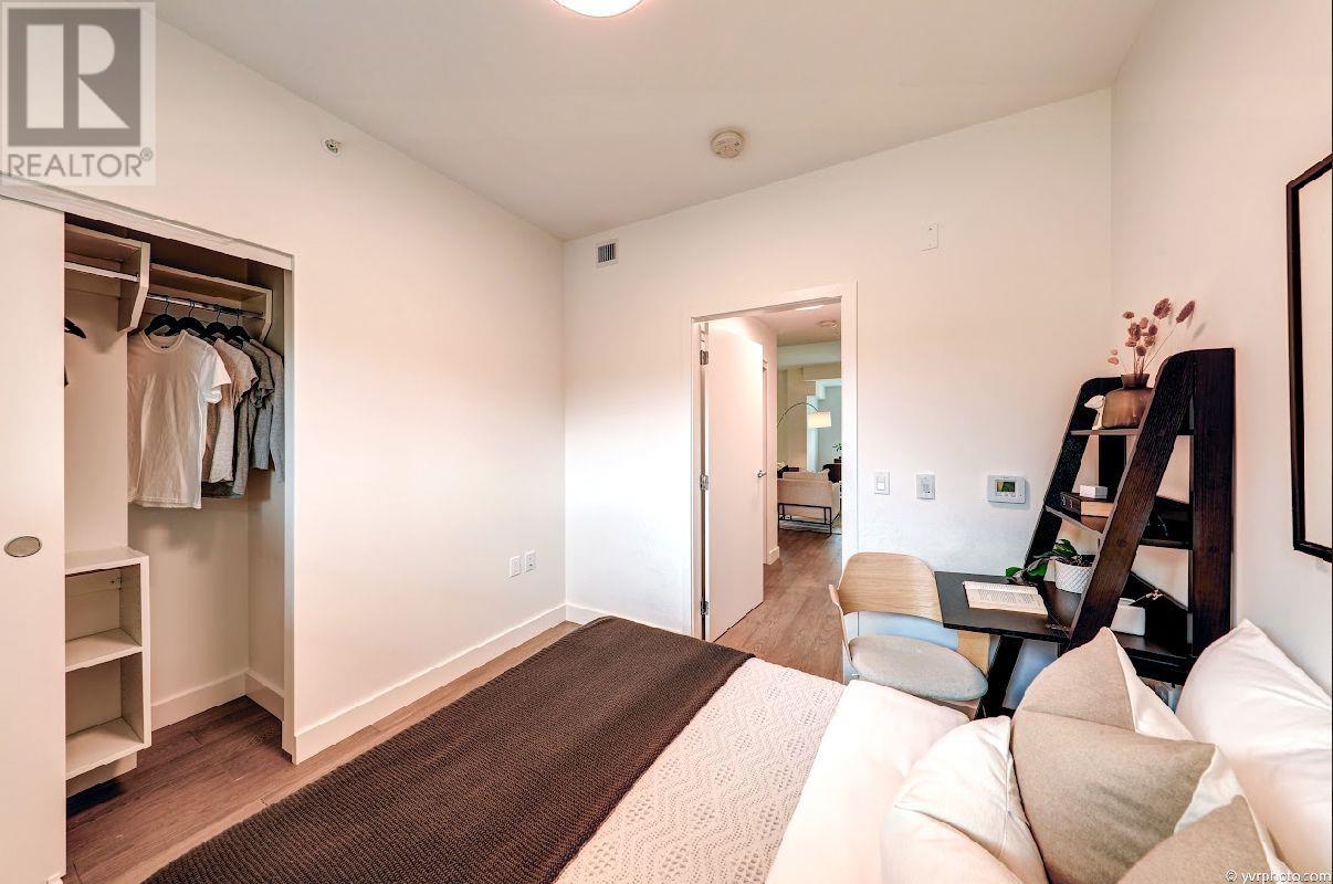 Listing Picture 25 of 35 : 202 3590 W 39TH AVENUE, Vancouver / 溫哥華 - 魯藝地產 Yvonne Lu Group - MLS Medallion Club Member