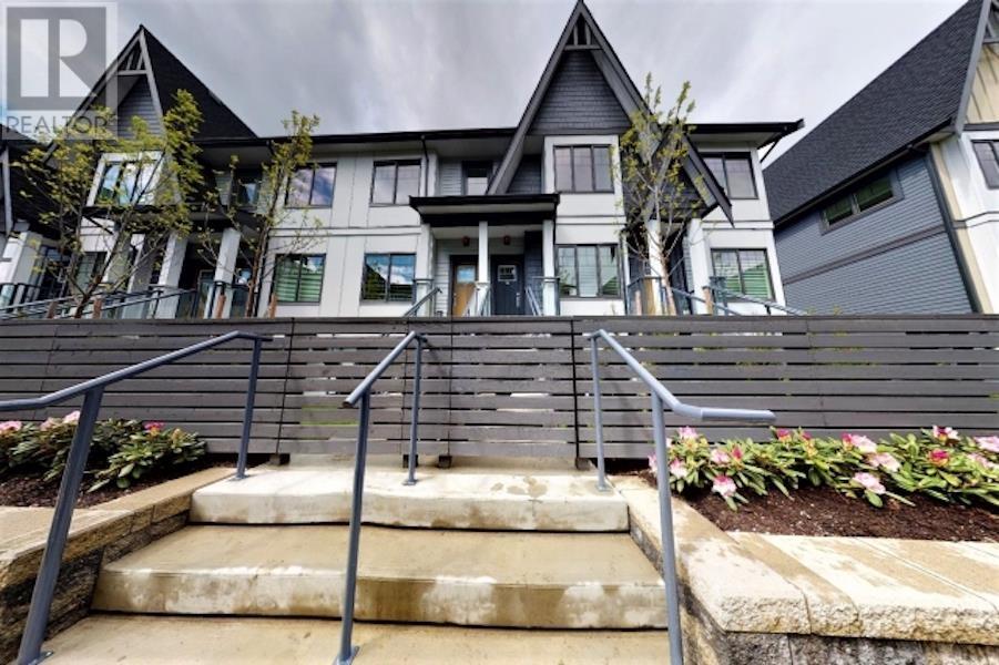 35 19451 Sutton Avenue, Pitt Meadows, British Columbia  V3Y 0G6 - Photo 2 - R2947308