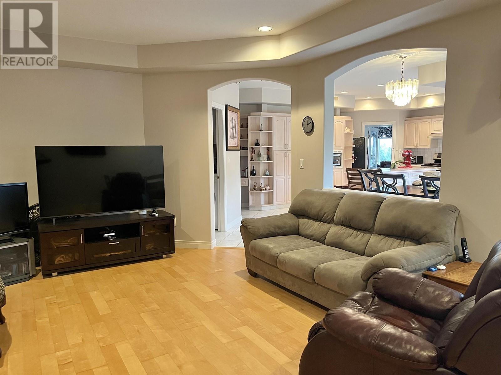 3022 Plateau Boulevard, Coquitlam, British Columbia  V3E 2W7 - Photo 15 - R2947276