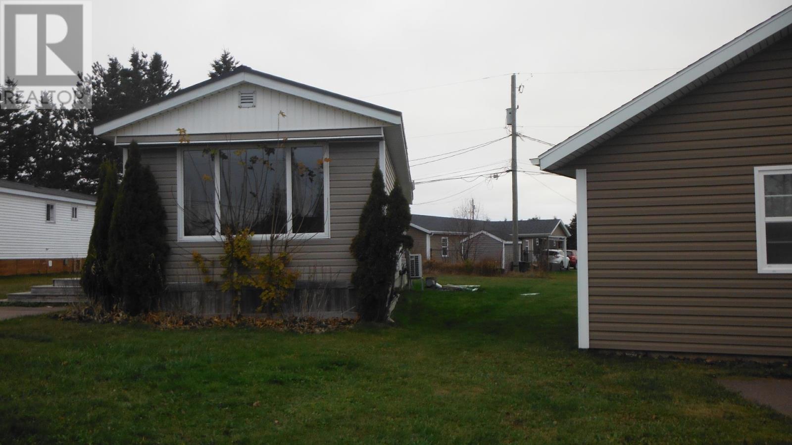 33 Second Street, Kensington, Prince Edward Island  C0B 1M0 - Photo 2 - 202427410