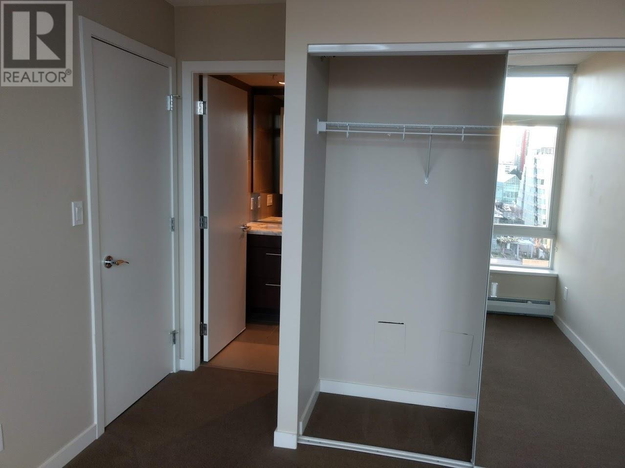 Listing Picture 9 of 18 : 1204 168 W 1ST AVENUE, Vancouver / 溫哥華 - 魯藝地產 Yvonne Lu Group - MLS Medallion Club Member