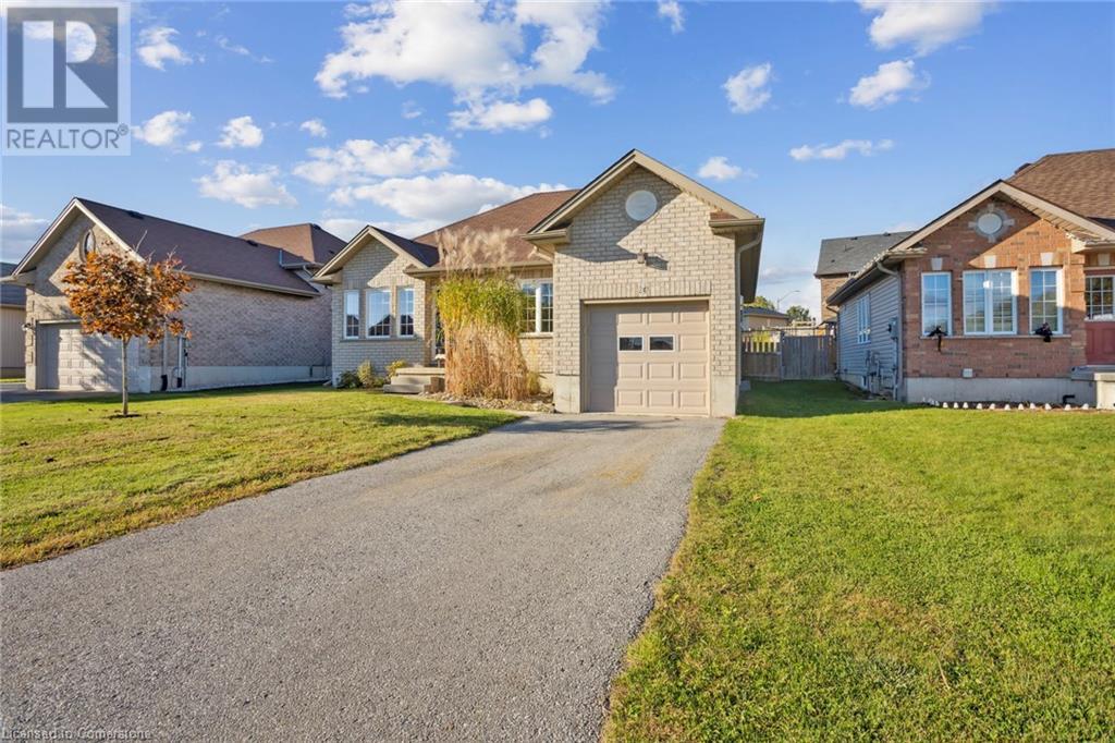 24 Pollard Street, Norwich, Ontario  N0J 1P0 - Photo 2 - 40681607