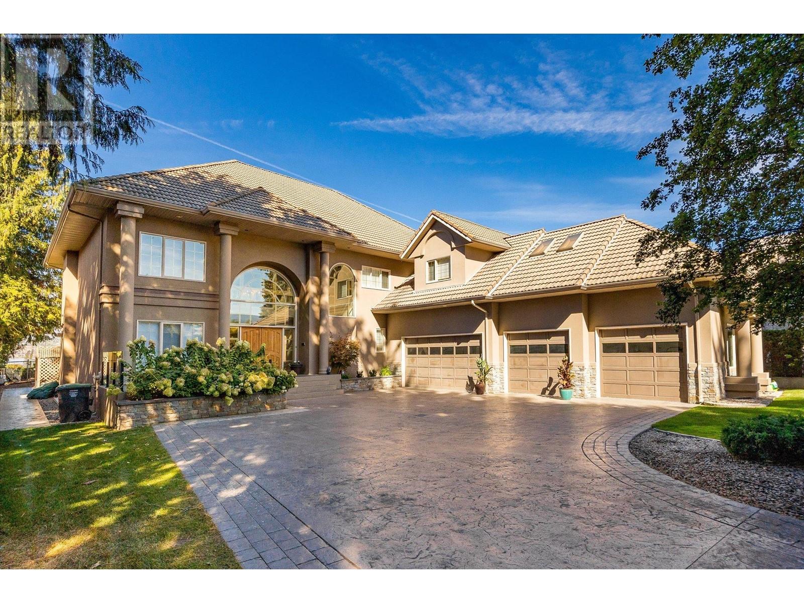 4382 Hobson Road, kelowna, British Columbia
