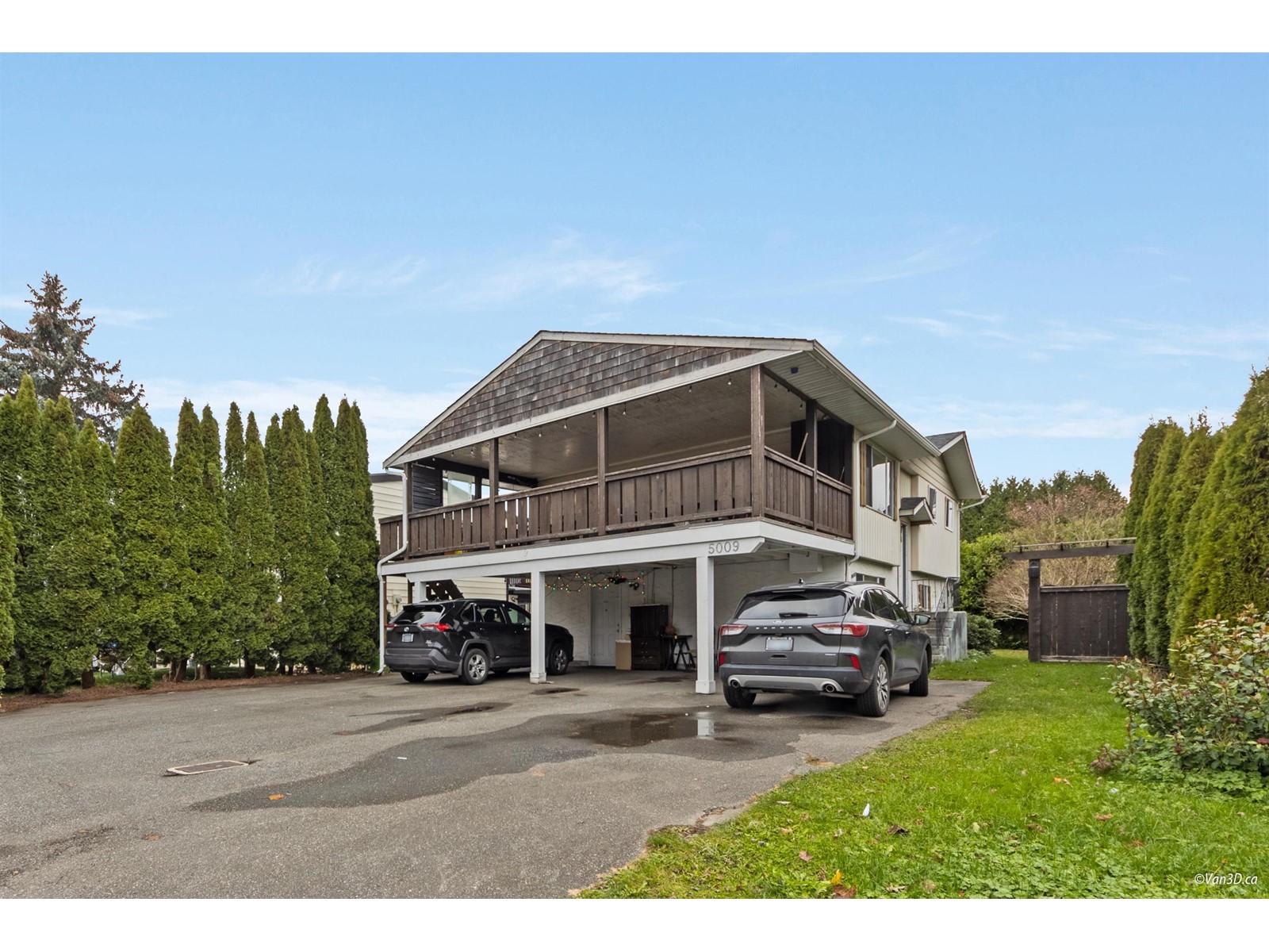 5009 208 Street, Langley, British Columbia  V3A 7A2 - Photo 1 - R2946879