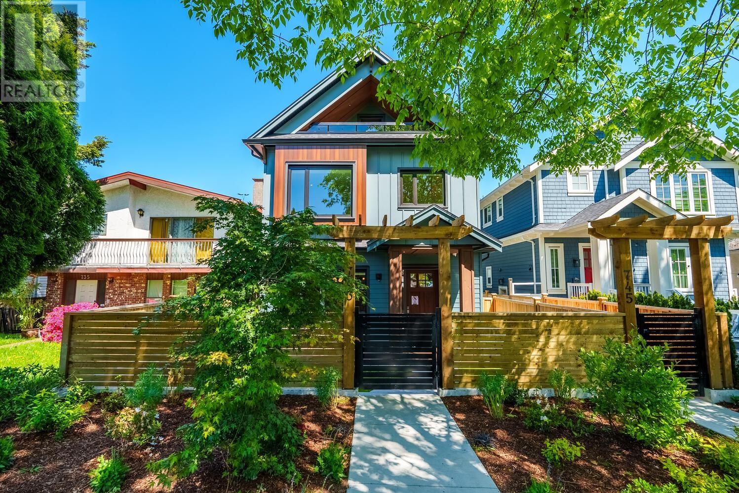 743 E 39TH AVENUE, Vancouver