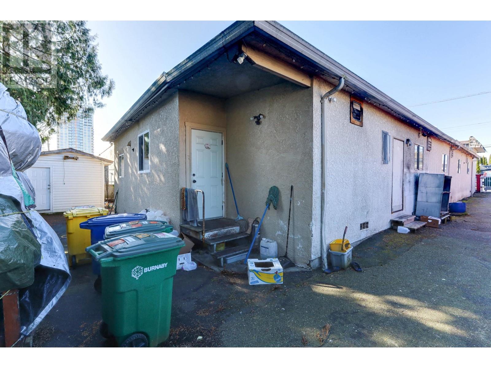 7468 Edmonds Street, Burnaby, British Columbia  V3N 1B2 - Photo 19 - C8064756