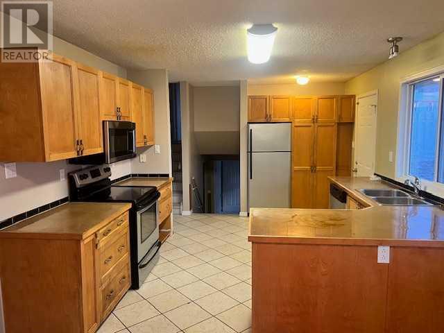 10857 98 Avenue, Grande Cache, Alberta  T0E 0Y0 - Photo 3 - A2154666