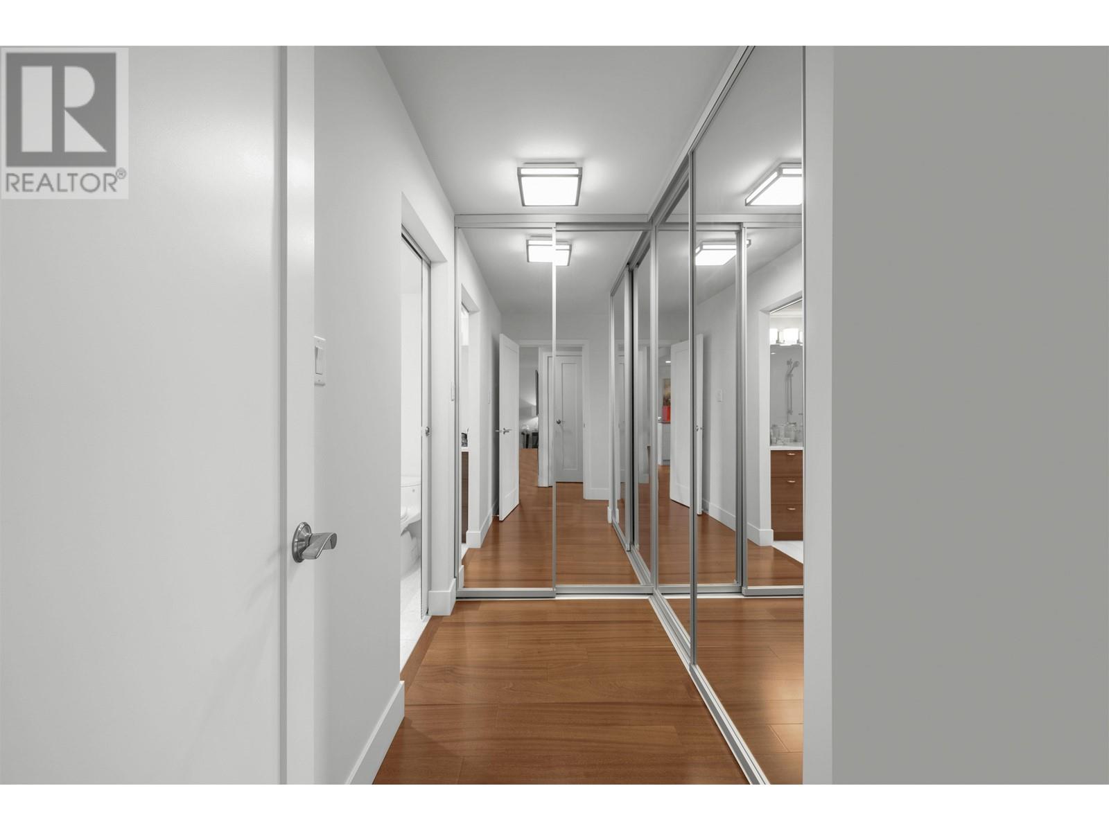 Listing Picture 19 of 31 : 104 1470 PENNYFARTHING DRIVE, Vancouver / 溫哥華 - 魯藝地產 Yvonne Lu Group - MLS Medallion Club Member