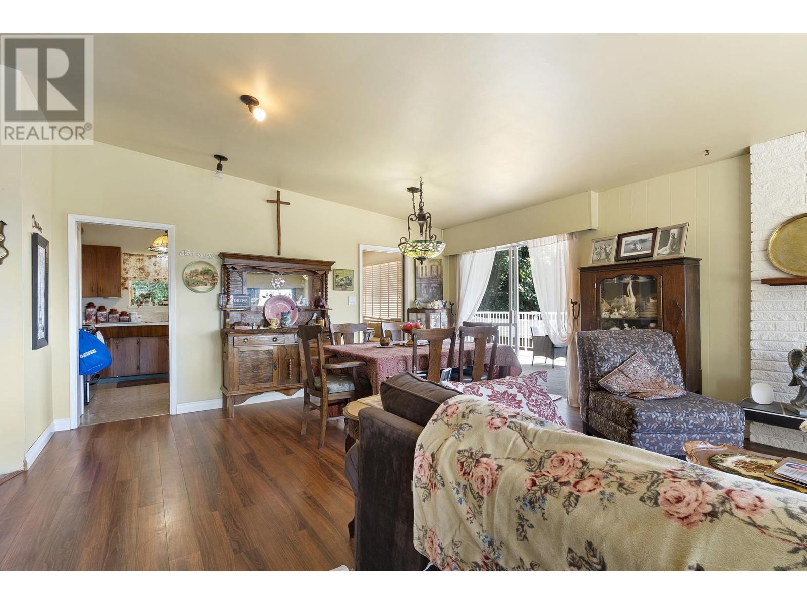 321 Cutler Street, Coquitlam, British Columbia  V3K 5C1 - Photo 6 - R2947301