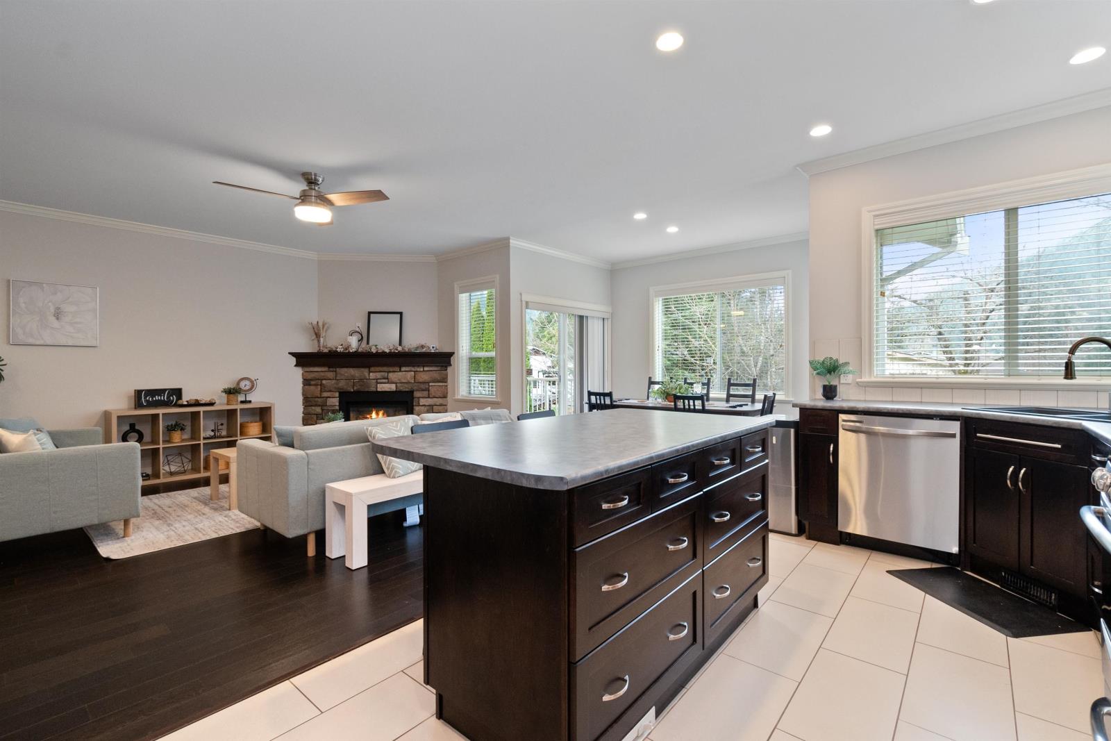65997 Ogilview Drive, Kawkawa Lake, Hope, British Columbia  V0X 1L1 - Photo 13 - R2947271