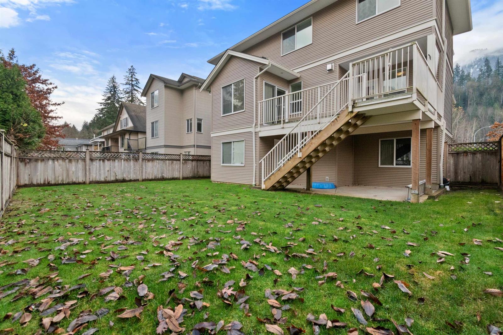 65997 Ogilview Drive, Kawkawa Lake, Hope, British Columbia  V0X 1L1 - Photo 4 - R2947271
