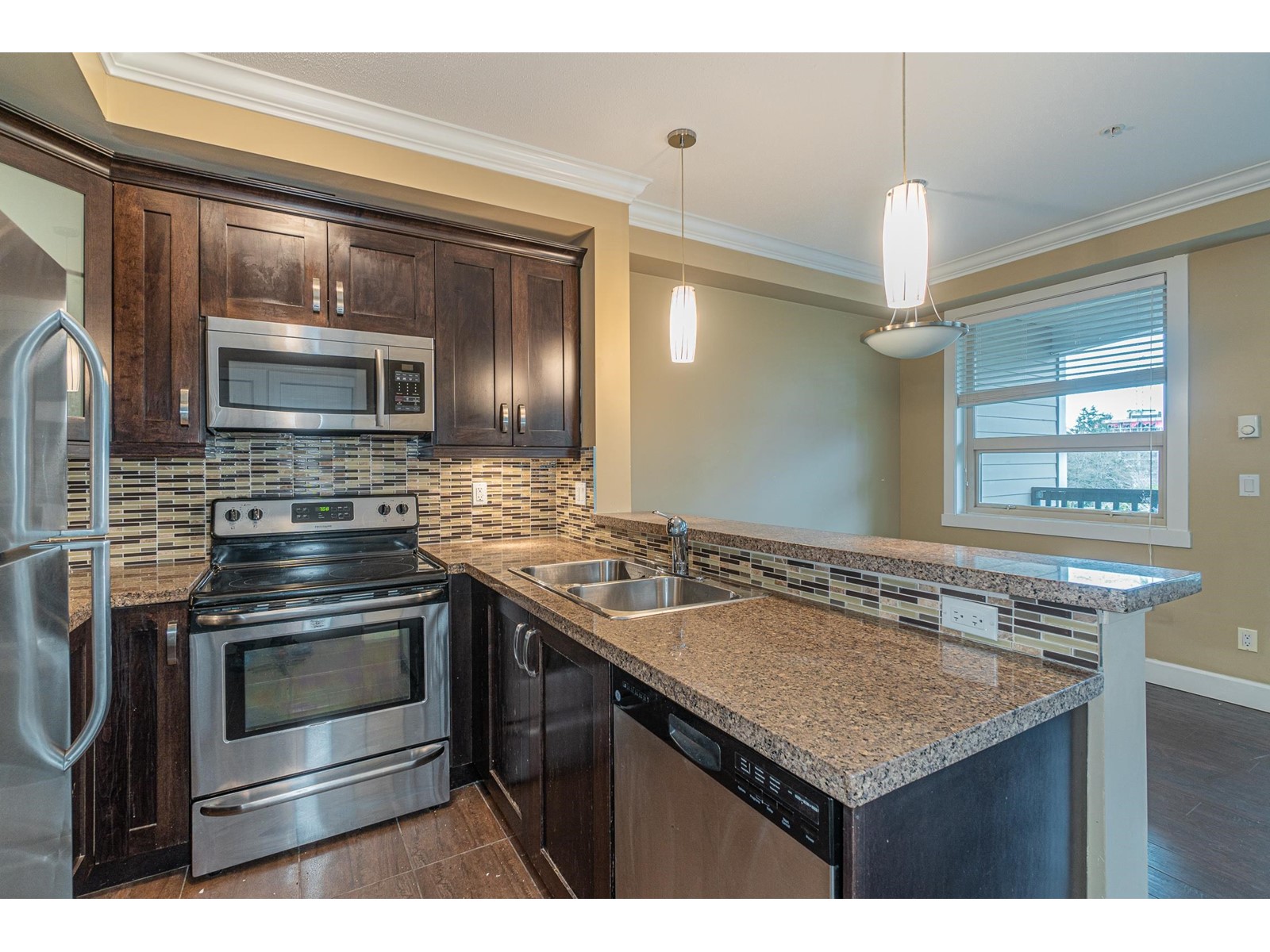 324 13897 Fraser Highway, Surrey, British Columbia  V3T 0G8 - Photo 13 - R2947448