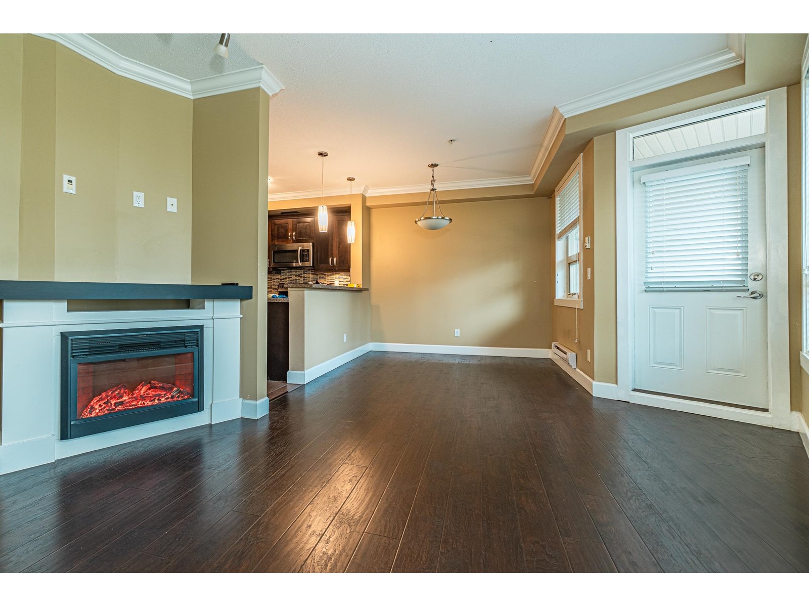 324 13897 Fraser Highway, Surrey, British Columbia  V3T 0G8 - Photo 7 - R2947448