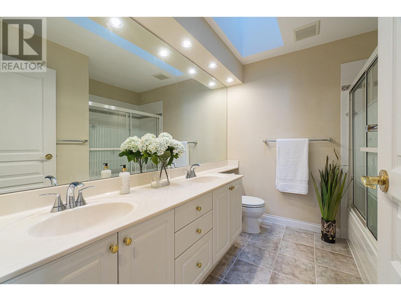 23 7600 Blundell Road, Richmond, British Columbia  V6Y 4E1 - Photo 22 - R2938128