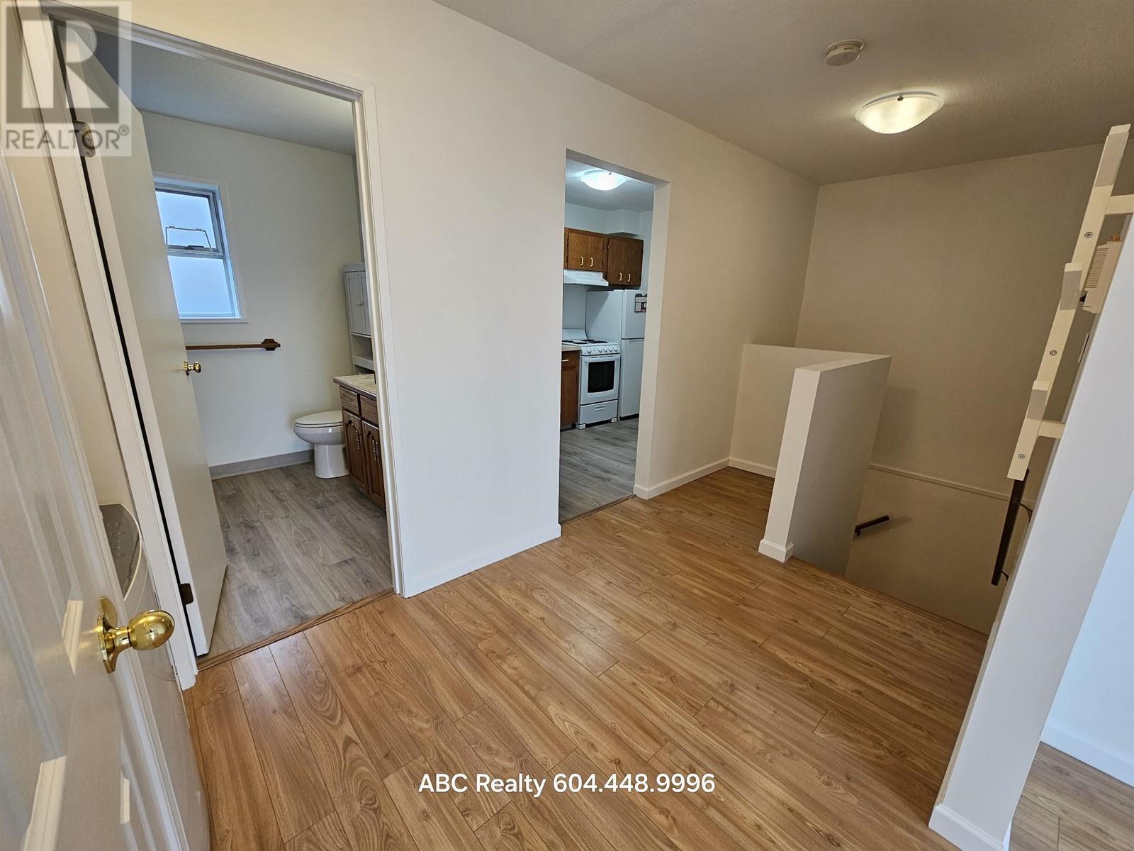 3fl 4xx E Columbia, New Westminster, British Columbia  V3L 3X6 - Photo 14 - R2947467