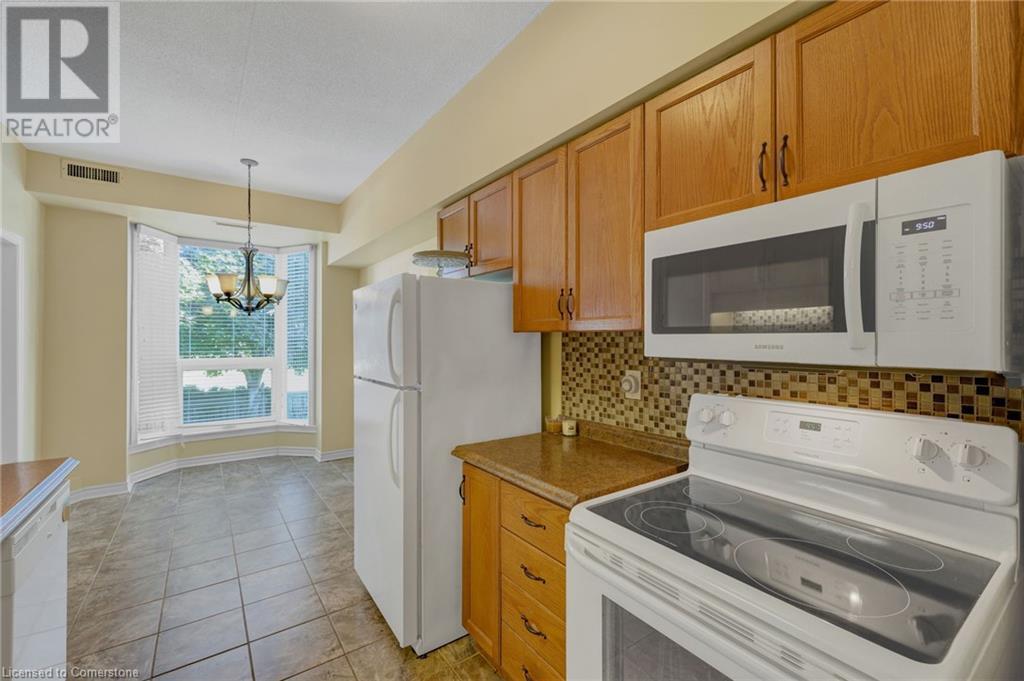 416 Limeridge Road E Unit# 109, Hamilton, Ontario  L9A 2S7 - Photo 17 - 40681741