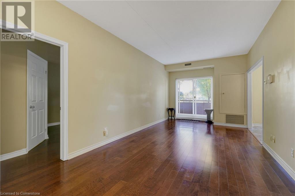 416 Limeridge Road E Unit# 109, Hamilton, Ontario  L9A 2S7 - Photo 9 - 40681741