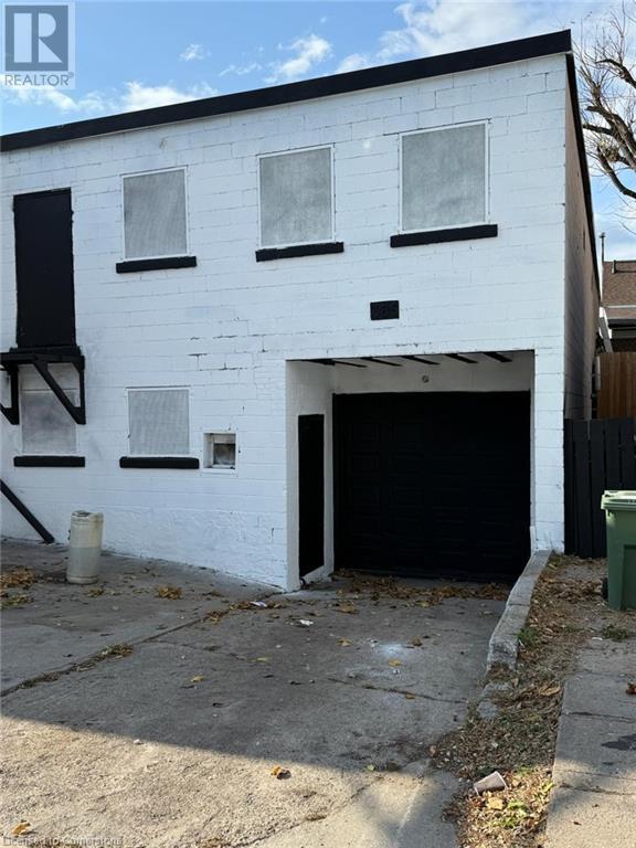 24 CLARK Avenue, hamilton, Ontario