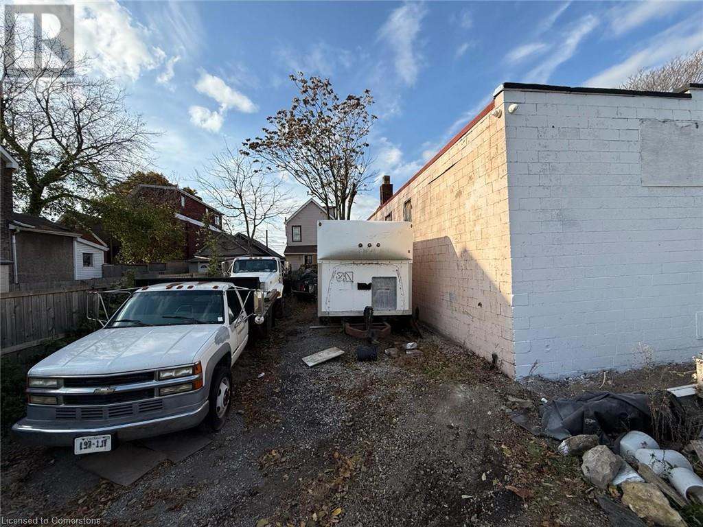 24 Clark Avenue, Hamilton, Ontario  L8L 5J8 - Photo 10 - 40681674