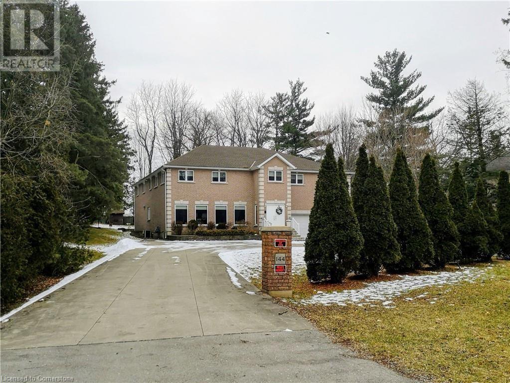 144 Wilson Street, Hamilton, Ontario  L9G 2B7 - Photo 2 - 40681610