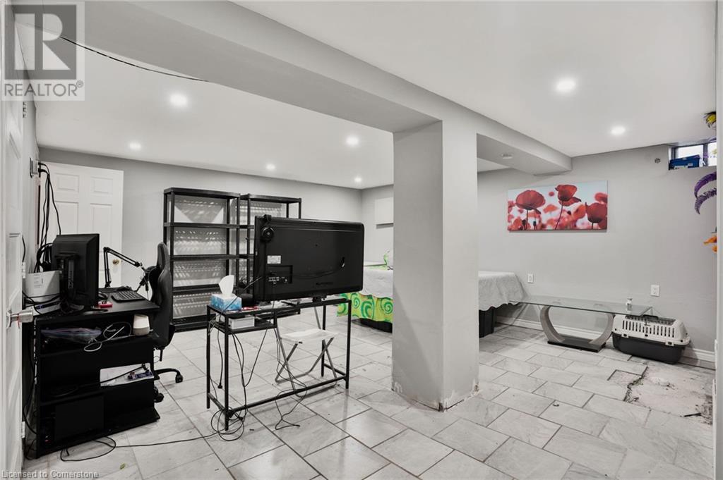 145 Cathcart Street, Hamilton, Ontario  L8L 5A3 - Photo 23 - 40680975