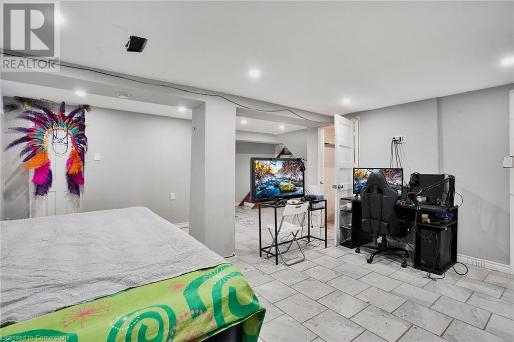 145 Cathcart Street, Hamilton, Ontario  L8L 5A3 - Photo 24 - 40680975