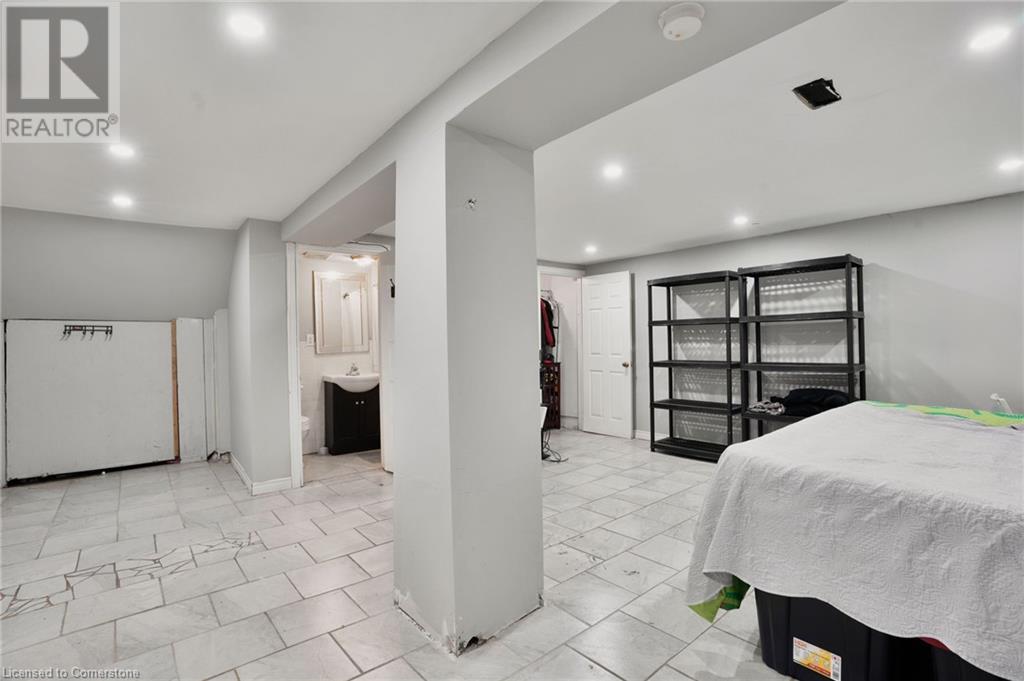 145 Cathcart Street, Hamilton, Ontario  L8L 5A3 - Photo 25 - 40680975