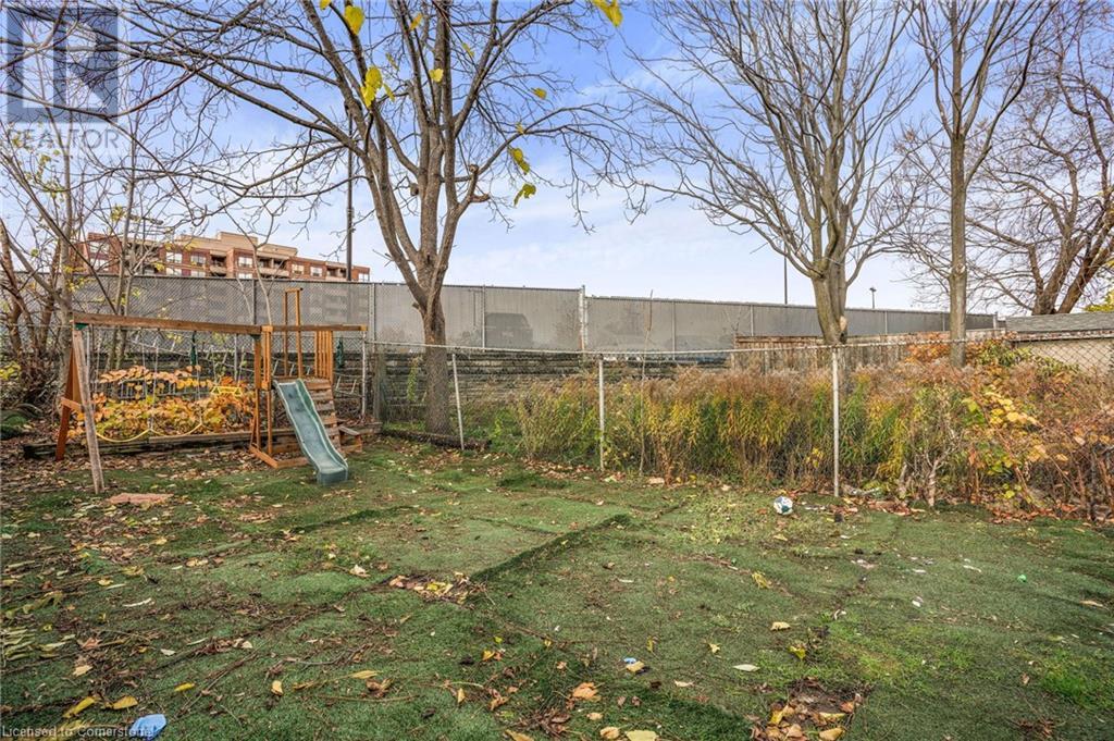 145 Cathcart Street, Hamilton, Ontario  L8L 5A3 - Photo 35 - 40680975